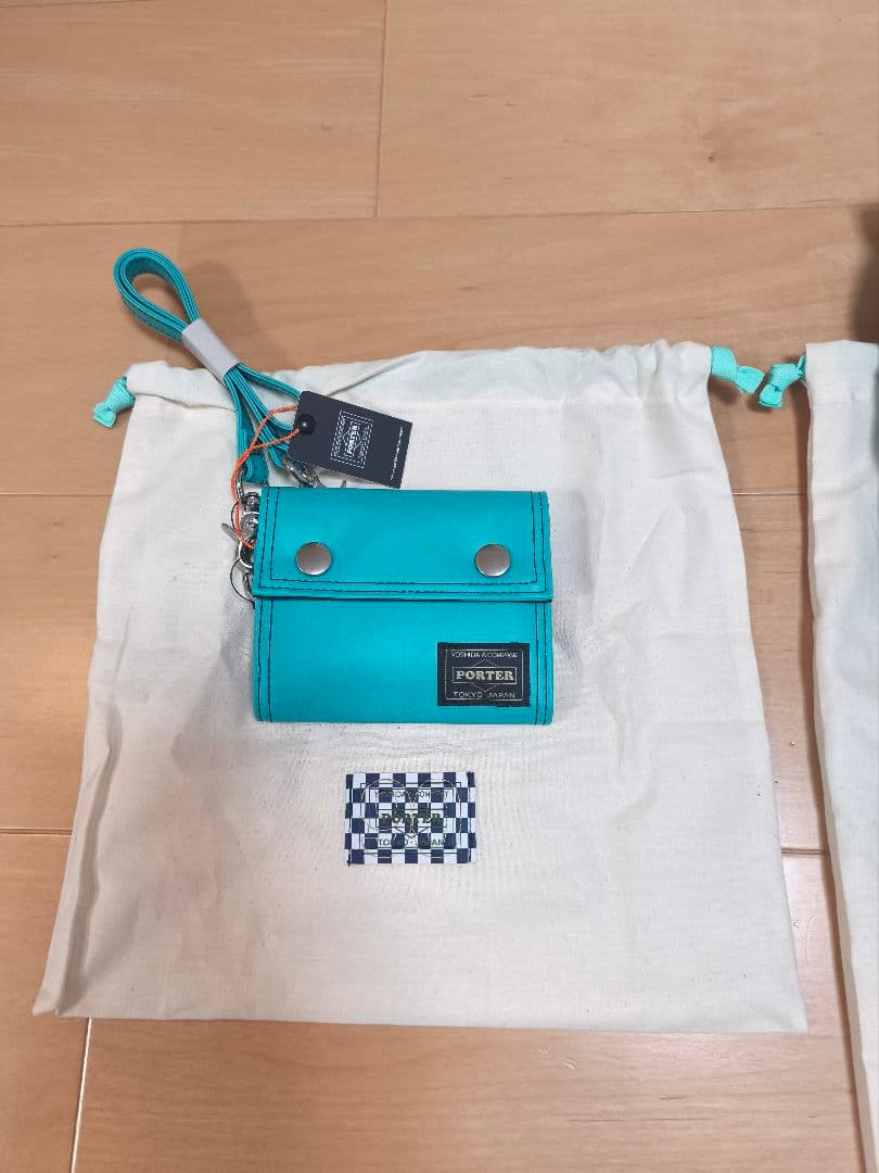 PORTER Freestyle　90周年 限定カラー　ターコイズ　ウォレット