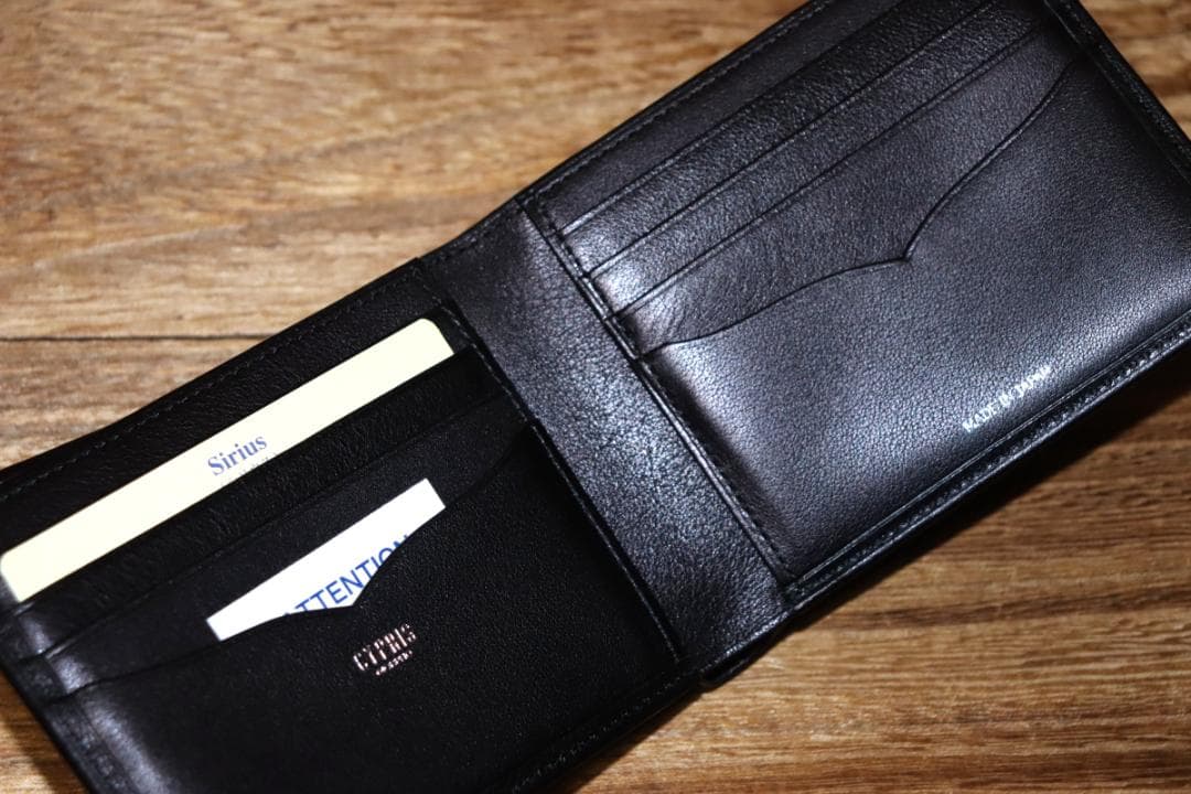 新品 CYPRIS シリウス カーフスキン 二つ折り財布 Ⓗ
