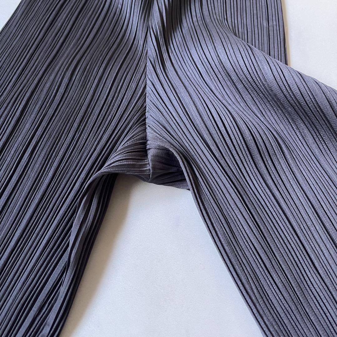 プリーツプリーズ イッセイミヤケ プリーツパンツ サイズ2 チャコールグレー