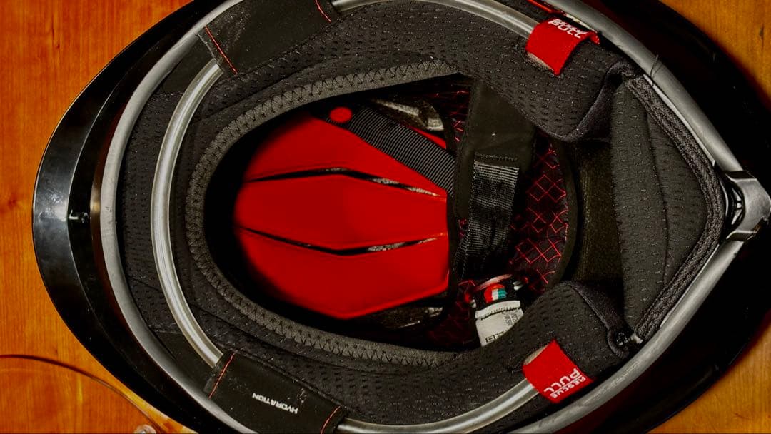 AGV pista gp rr replica バイザー2スポイラー1付