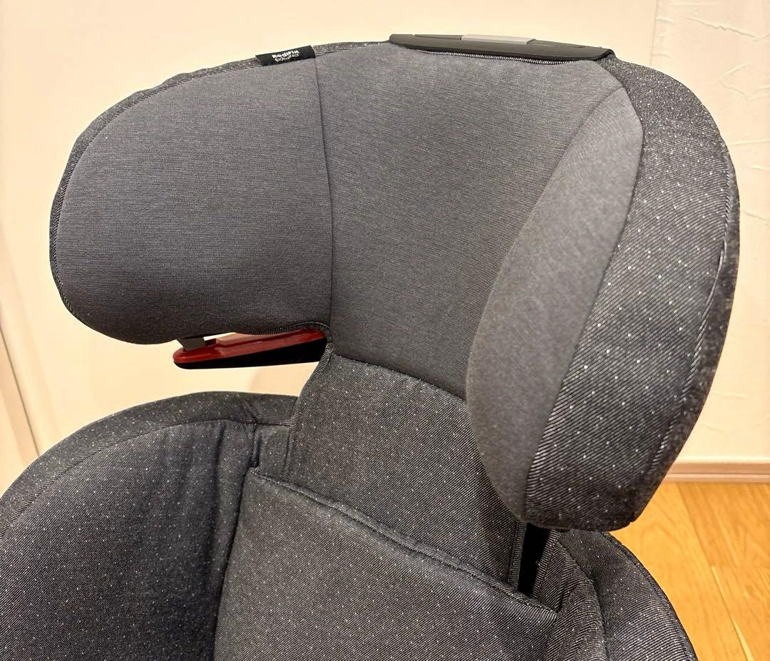 マキシコシ ロディフィックス ジュニアシート 　(4歳〜12歳)