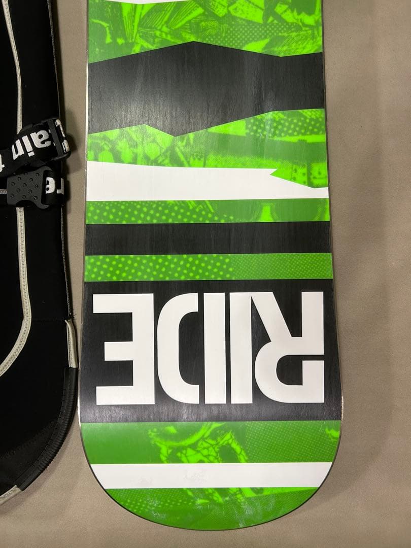 スノーボードセット4点RIDE AGENDA 152 × RIDEビンディング