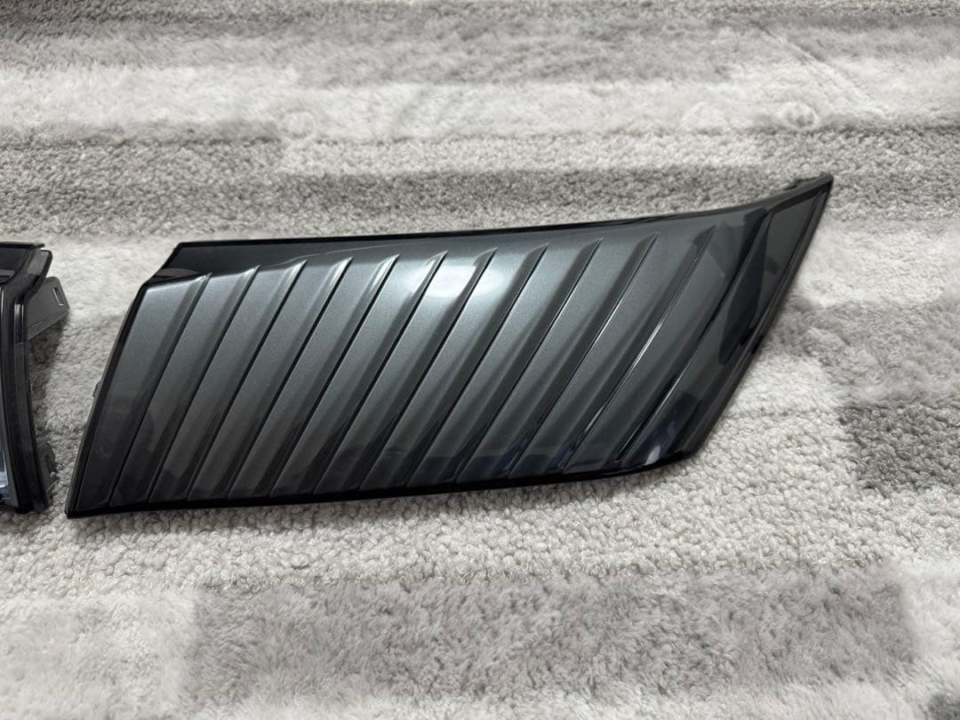 ハリアー60系 後期 純正フロントグリル