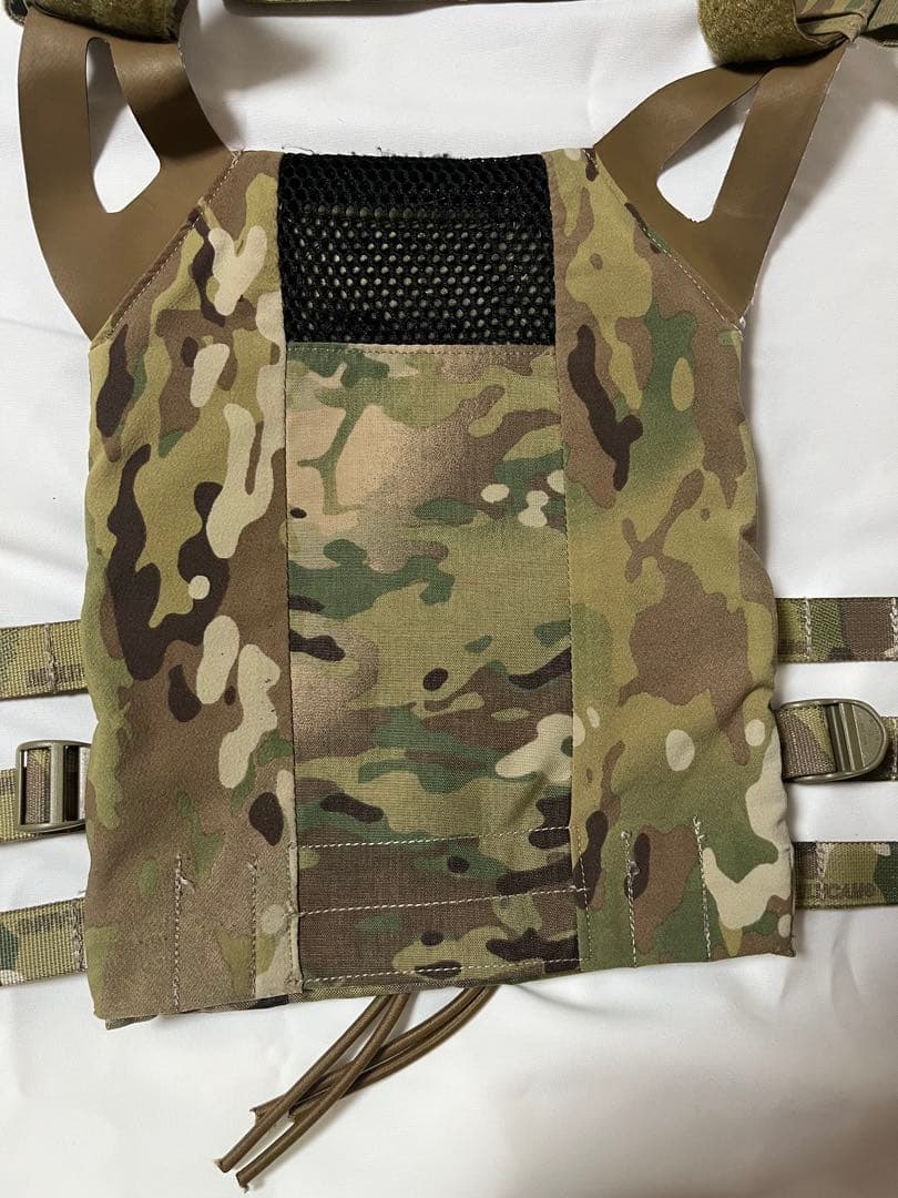 実物Crye Precision　JPC 1.0 プレートキャリア　マルチカム
