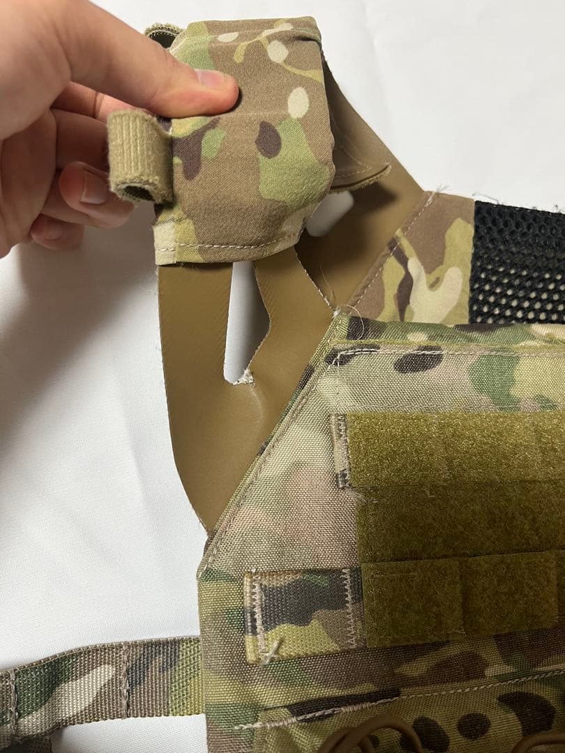 実物Crye Precision　JPC 1.0 プレートキャリア　マルチカム