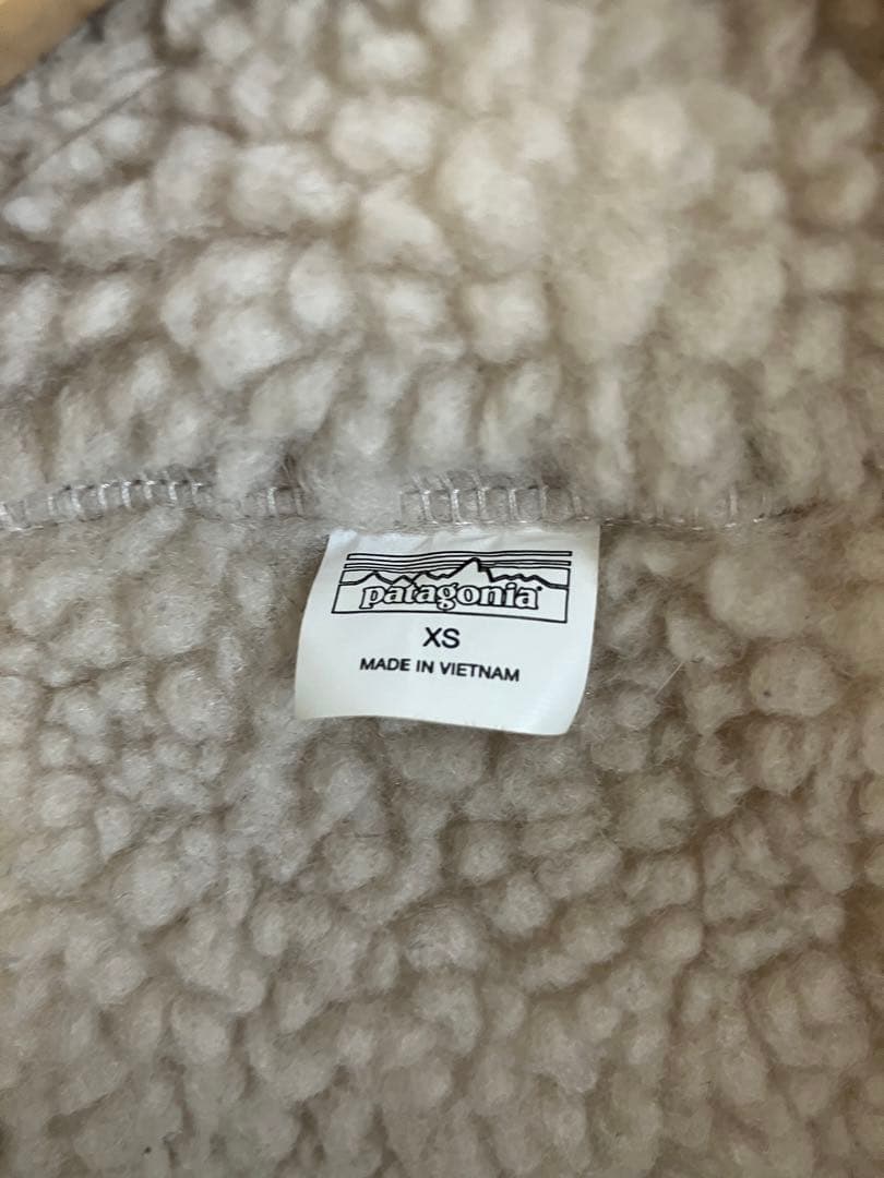 【美品】patagonia リバーシブルダウンベスト(サイズ:メンズXS)