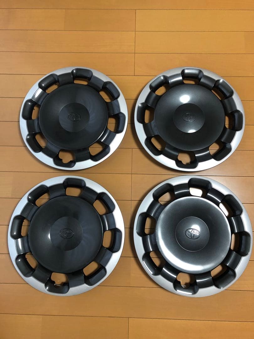 シエンタ15インチ ホイールカバー 4枚セット