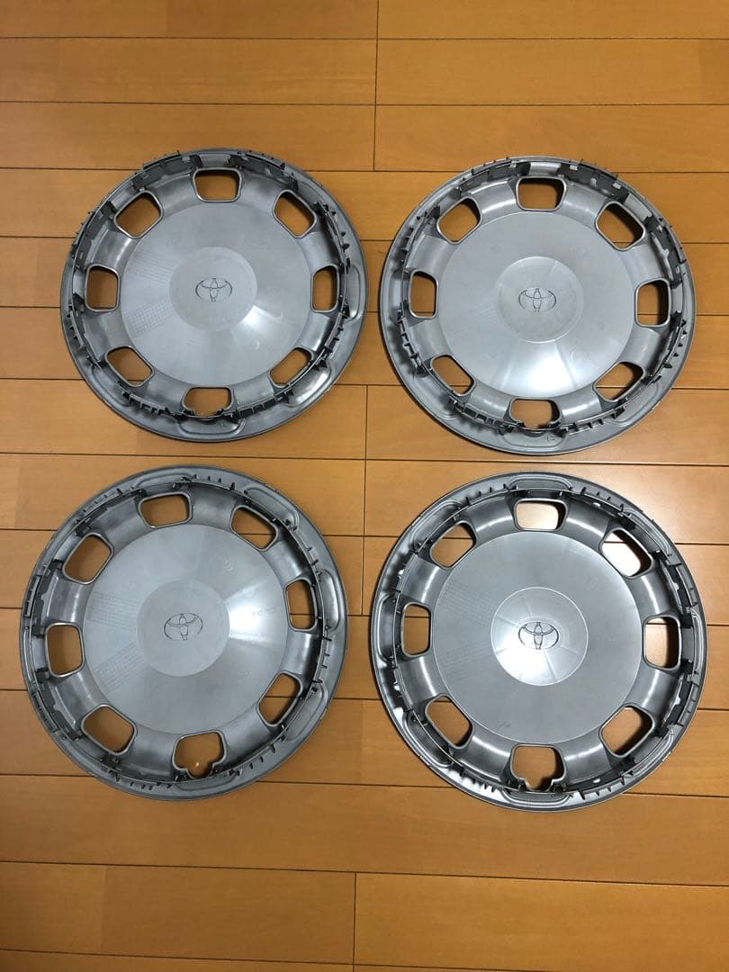 シエンタ15インチ ホイールカバー 4枚セット