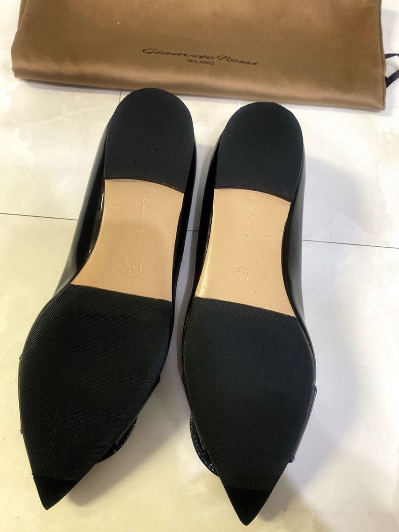 専用☆ジャンヴィトロッシ☆フラットパンプス黒35美品