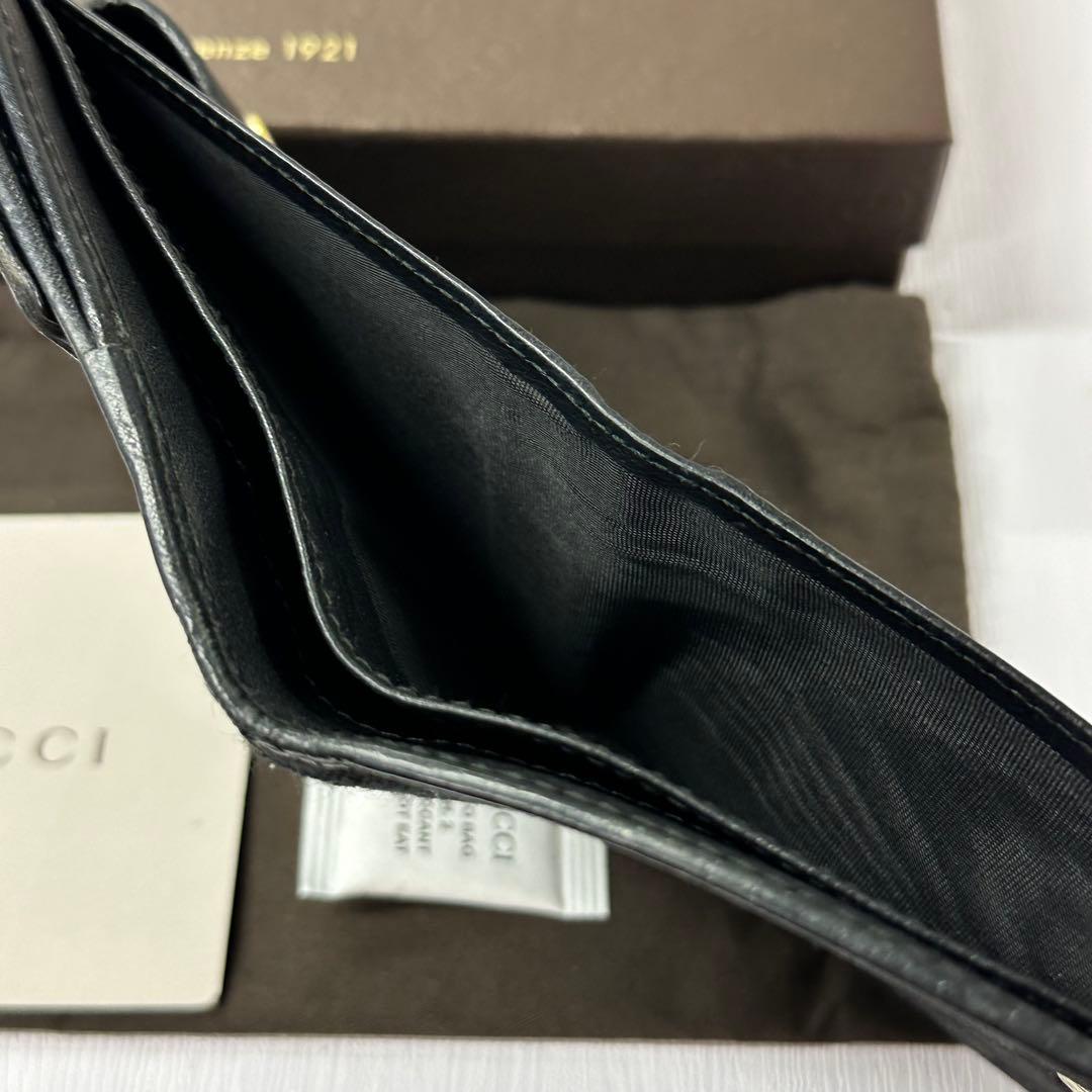新品同様‼️ グッチ　GUCCI 財布　折り財布　GGキャンバス ハート金具
