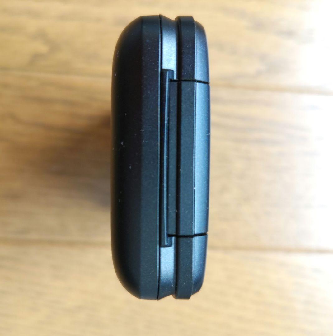 ★タピオカカポ★　GRATINA KYF42 ブラック　携帯電話