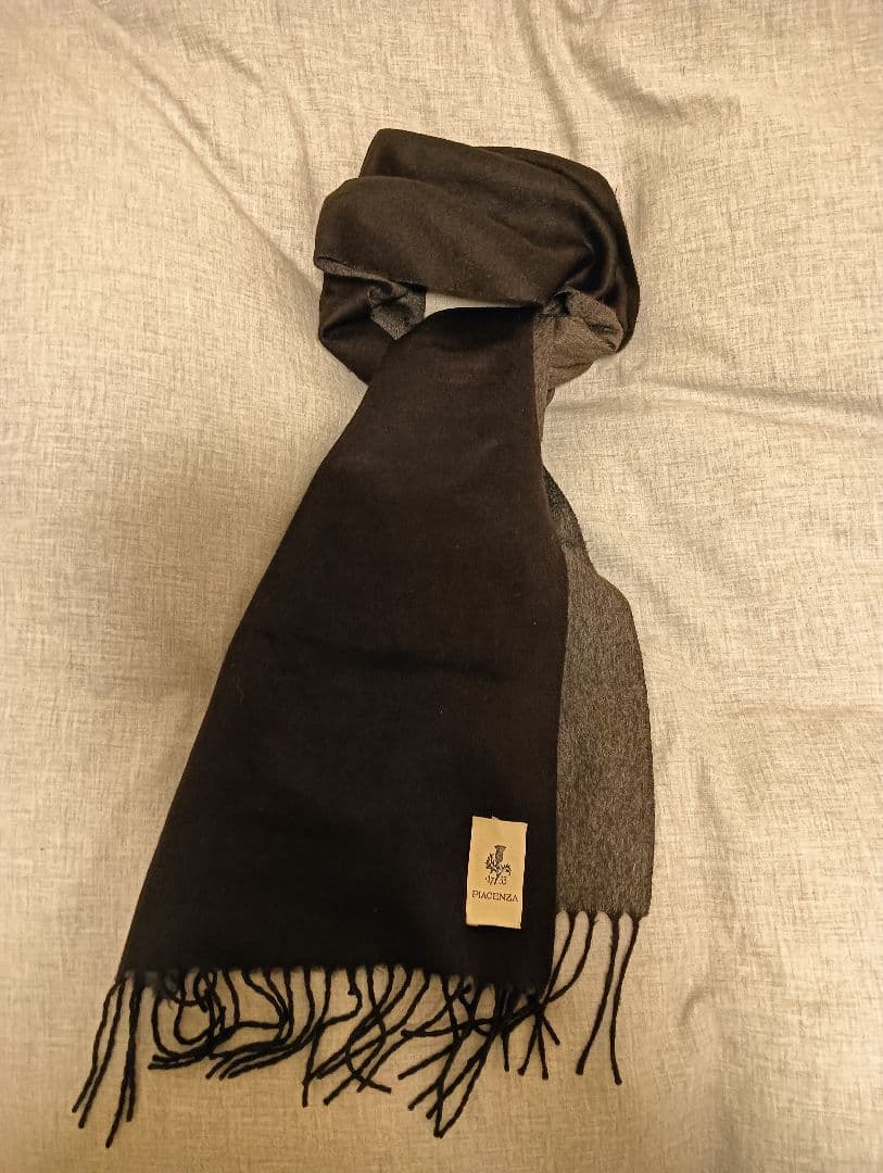PIACENZA シルクカシミヤマフラー ブラック×グレー