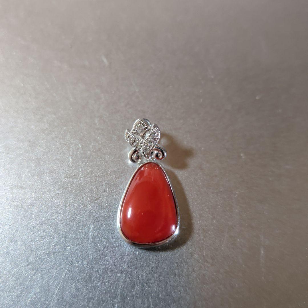 ペンダントトップ　Pt900　珊瑚　ダイヤモンド計0.05ct　2.67g