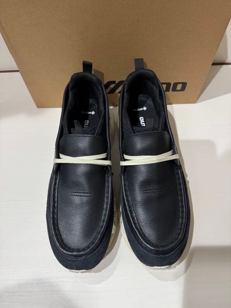 ミズノ Wave Prophecy Moc ゴアテックス ブラック オフホワイト