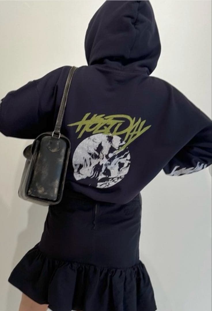 トップス HOLIDAY POLYCON SWEAT HOODIE