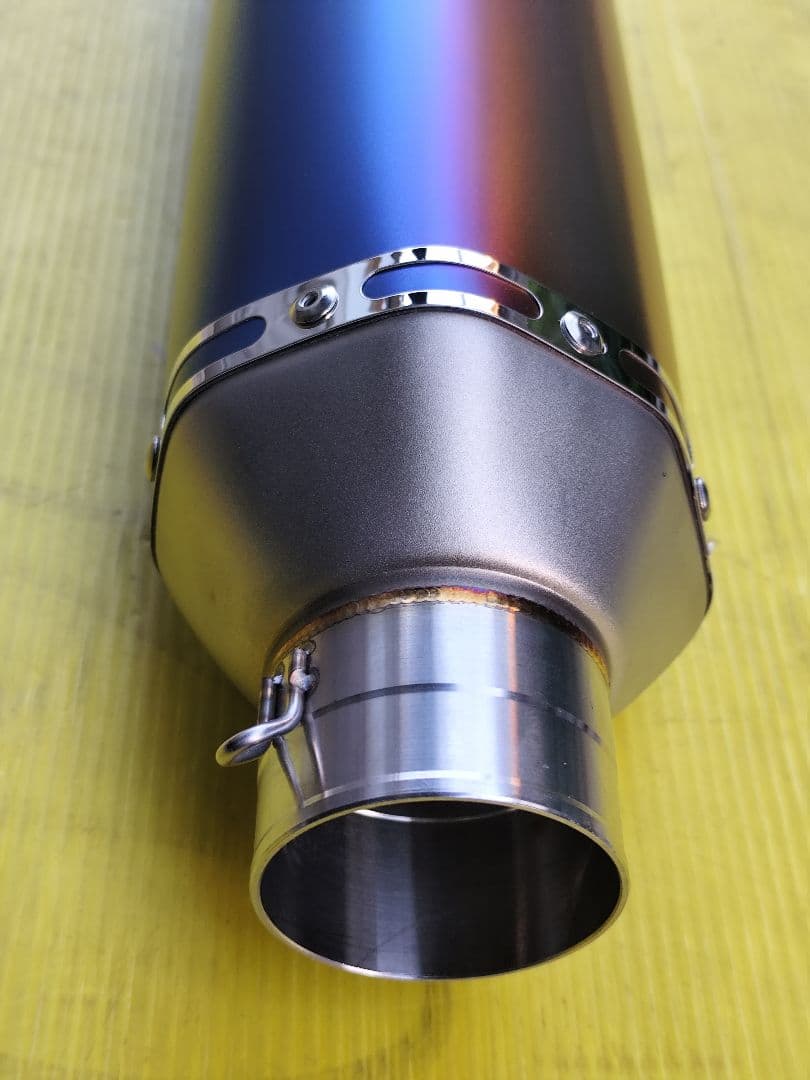 60.5mm 全長550mm 汎用 ロングサイレンサー マフラー