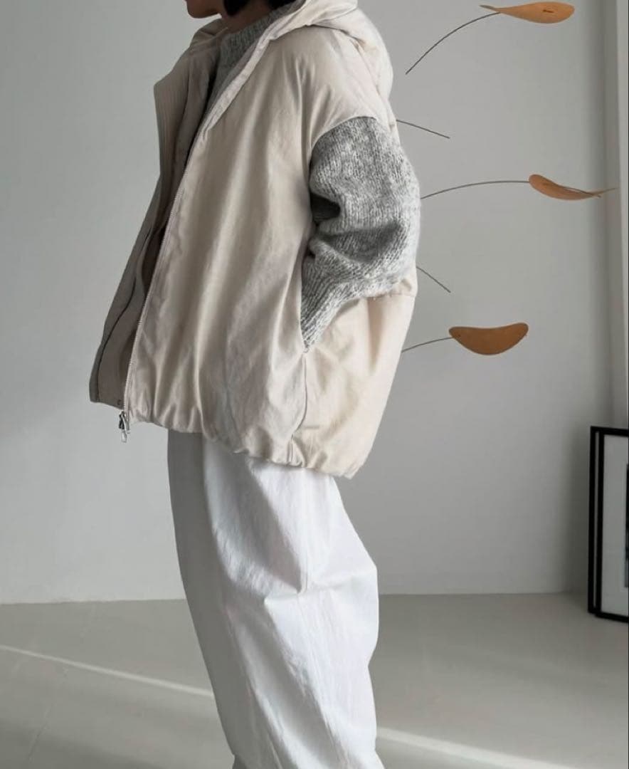 ARGUE フード付き ダウンベスト