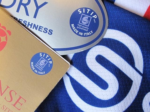 新品 SKINS USA国旗デザイン半袖ジャージ SITIP イタリア製 XL