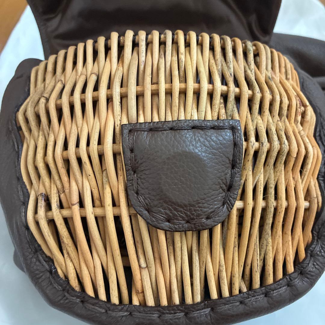 ebagosフニュ シュリンク・ボディバッグＳ 籐ポケ付きショルダー CHOCO