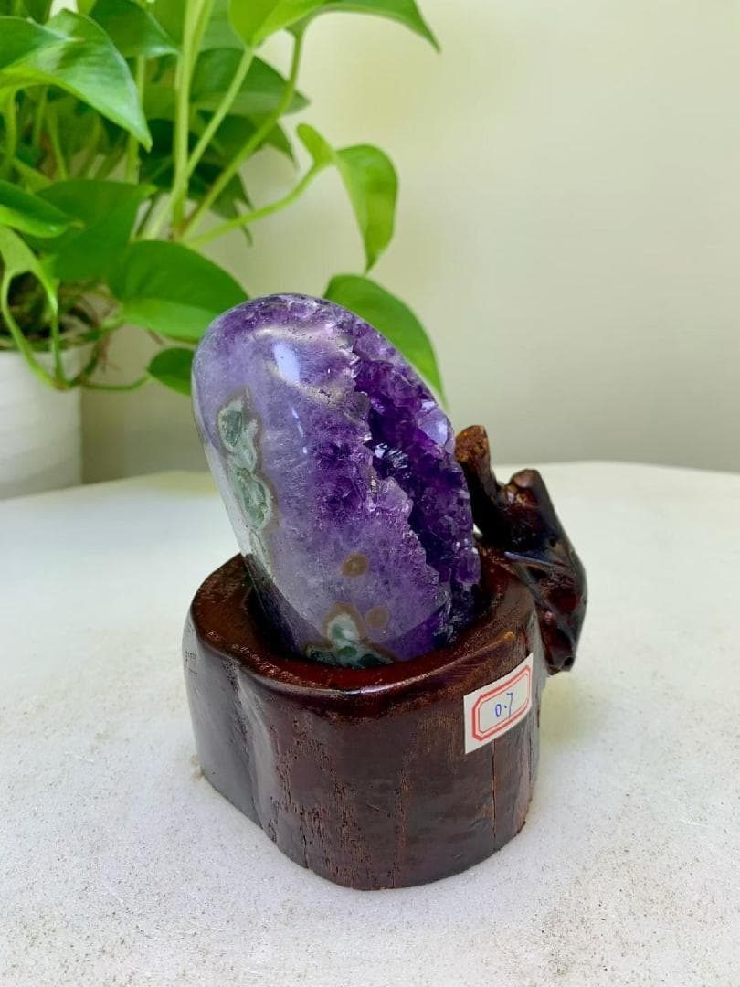 AAA級ウルグアイ産天然アメジストドームB1210/YS/170D