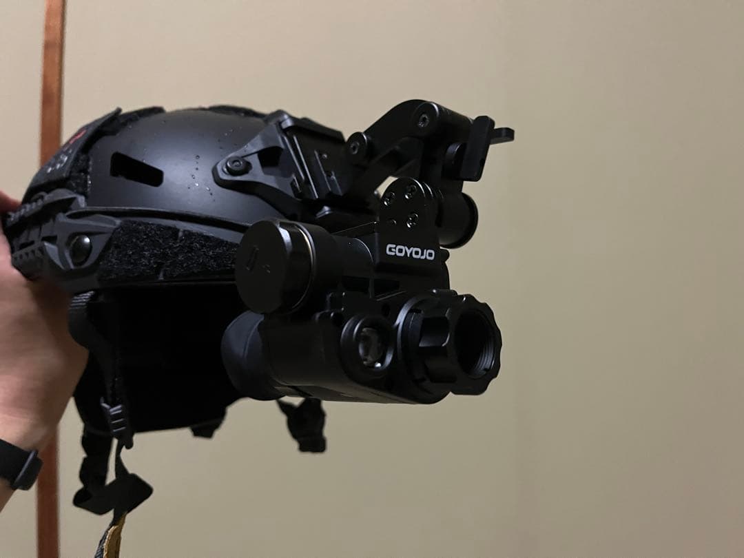 個人装備 NVG-10