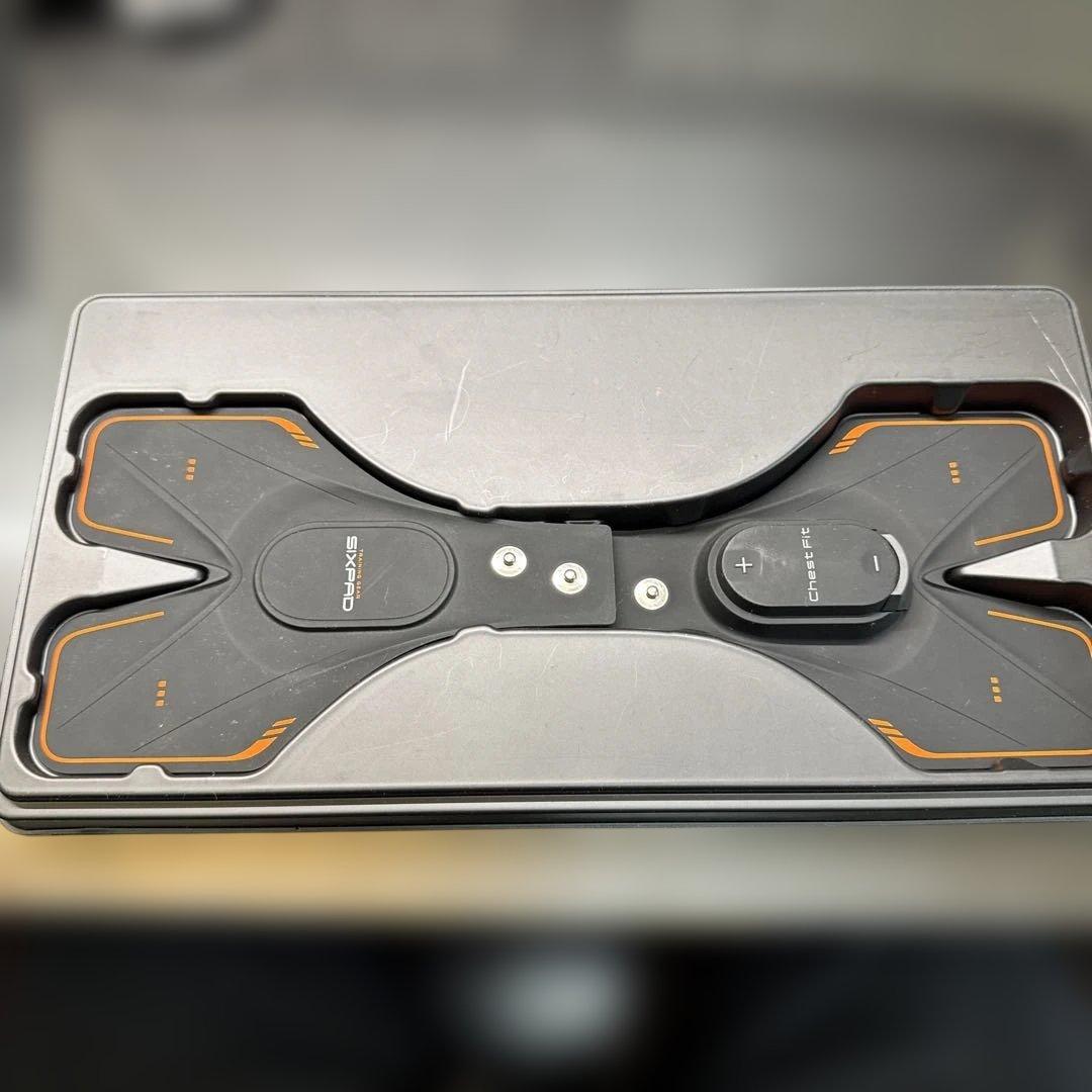 SIXPAD Chest Fit EMSトレーニングデバイス