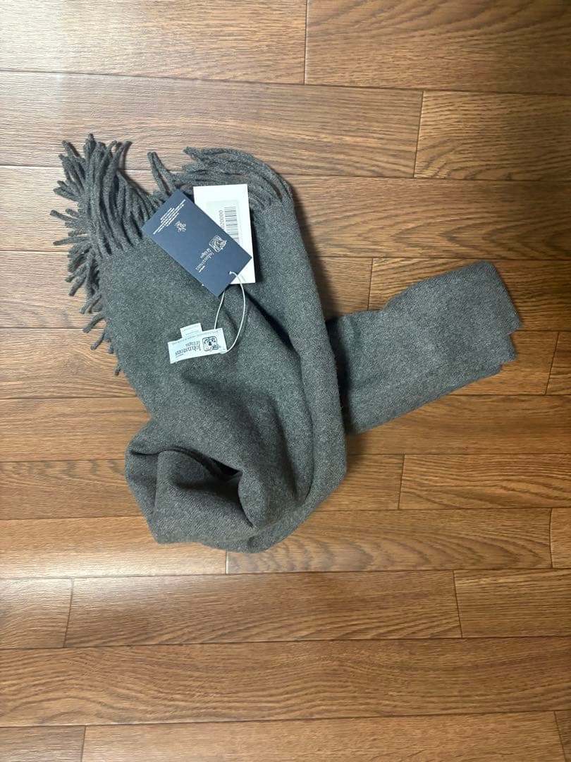 B*Q様 大判ストール　ジョンストンズ カシミヤ 100%マフラ グレー　未使用
