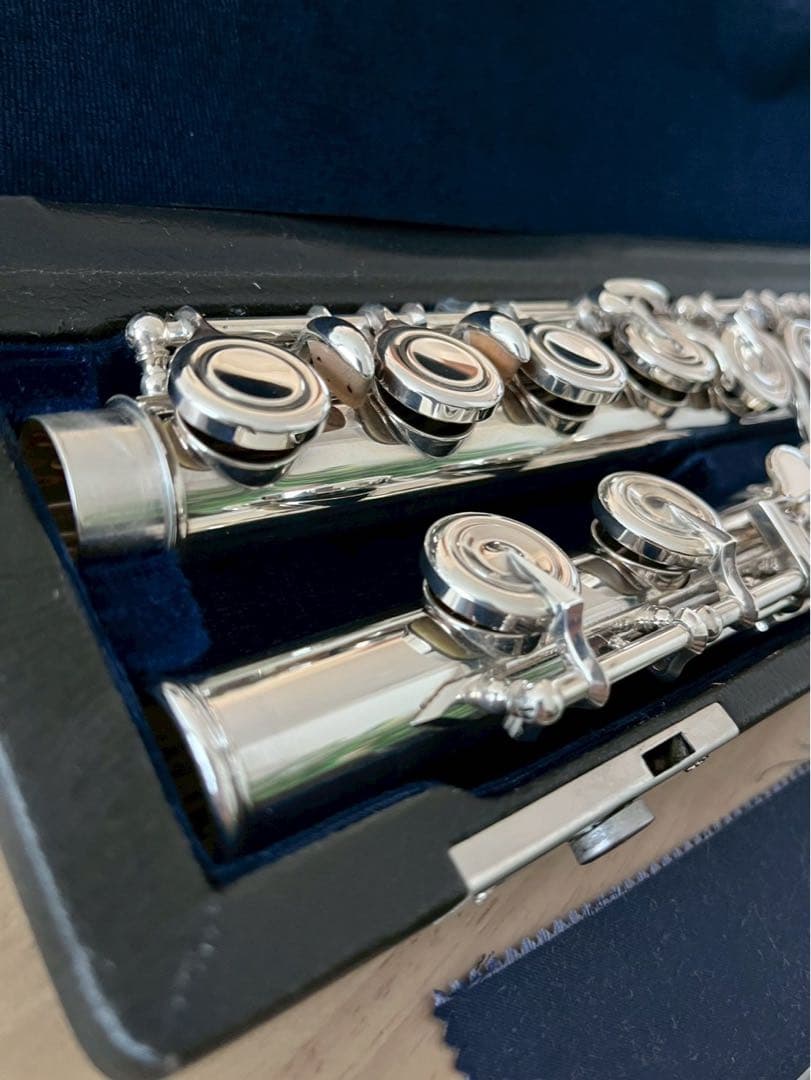 Altus fluteアルタス フルートTSモデル(総銀製)