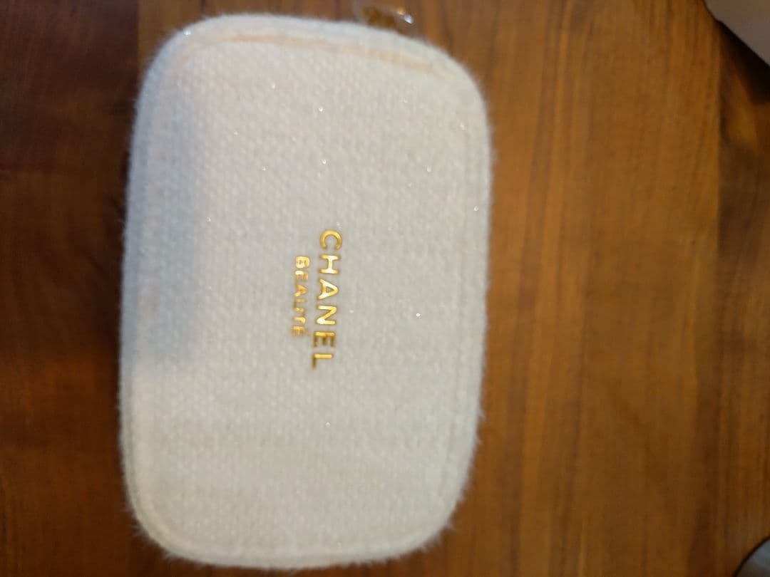 シャネル　エッセンシャルケアセット