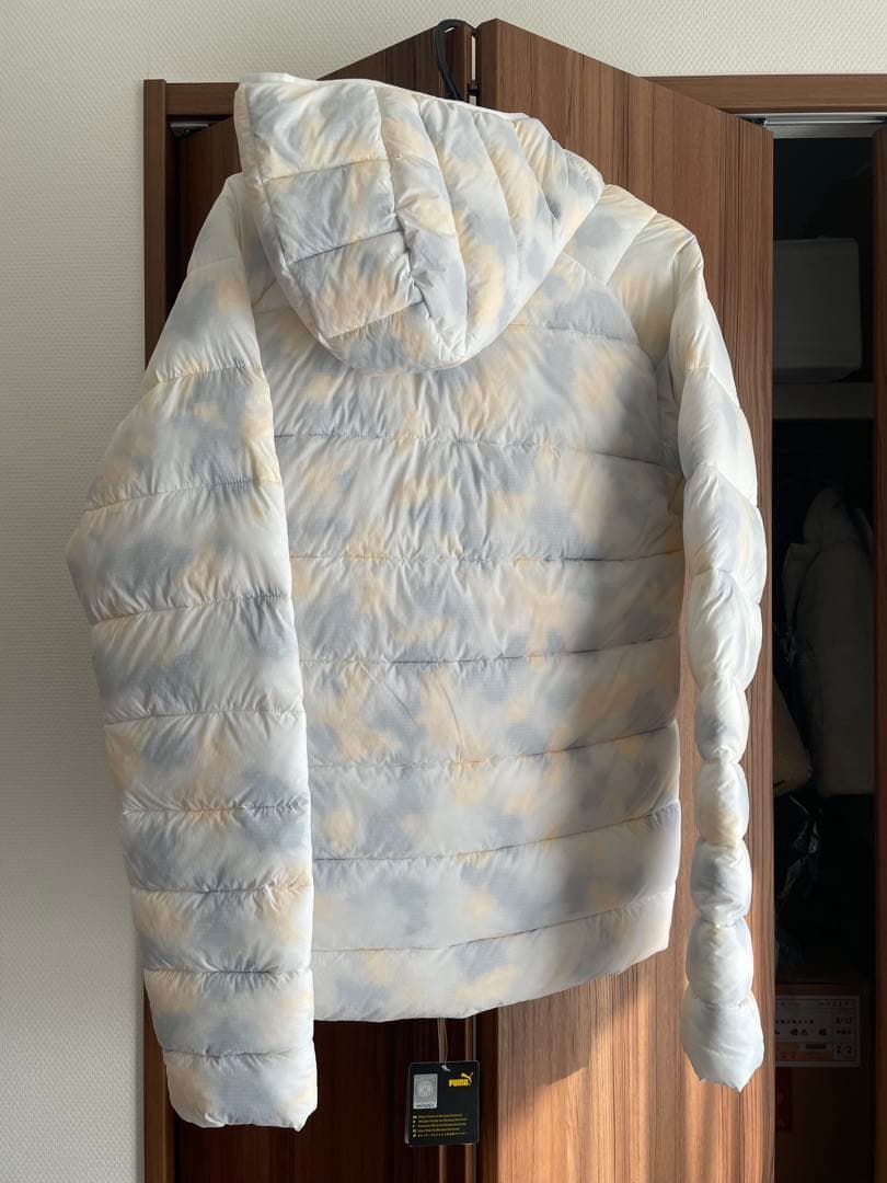 PUMA ドルトムント　ダウンジャケット USサイズS 日本サイズM