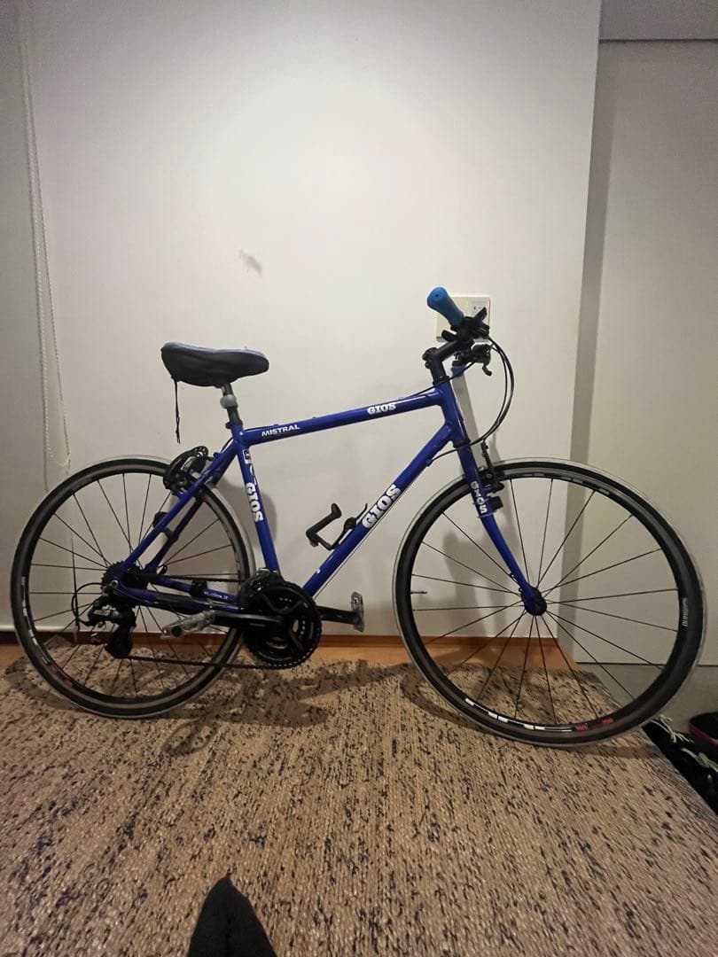 8000円引　GIOS MISTRAL クロスバイク 青　手渡し希望