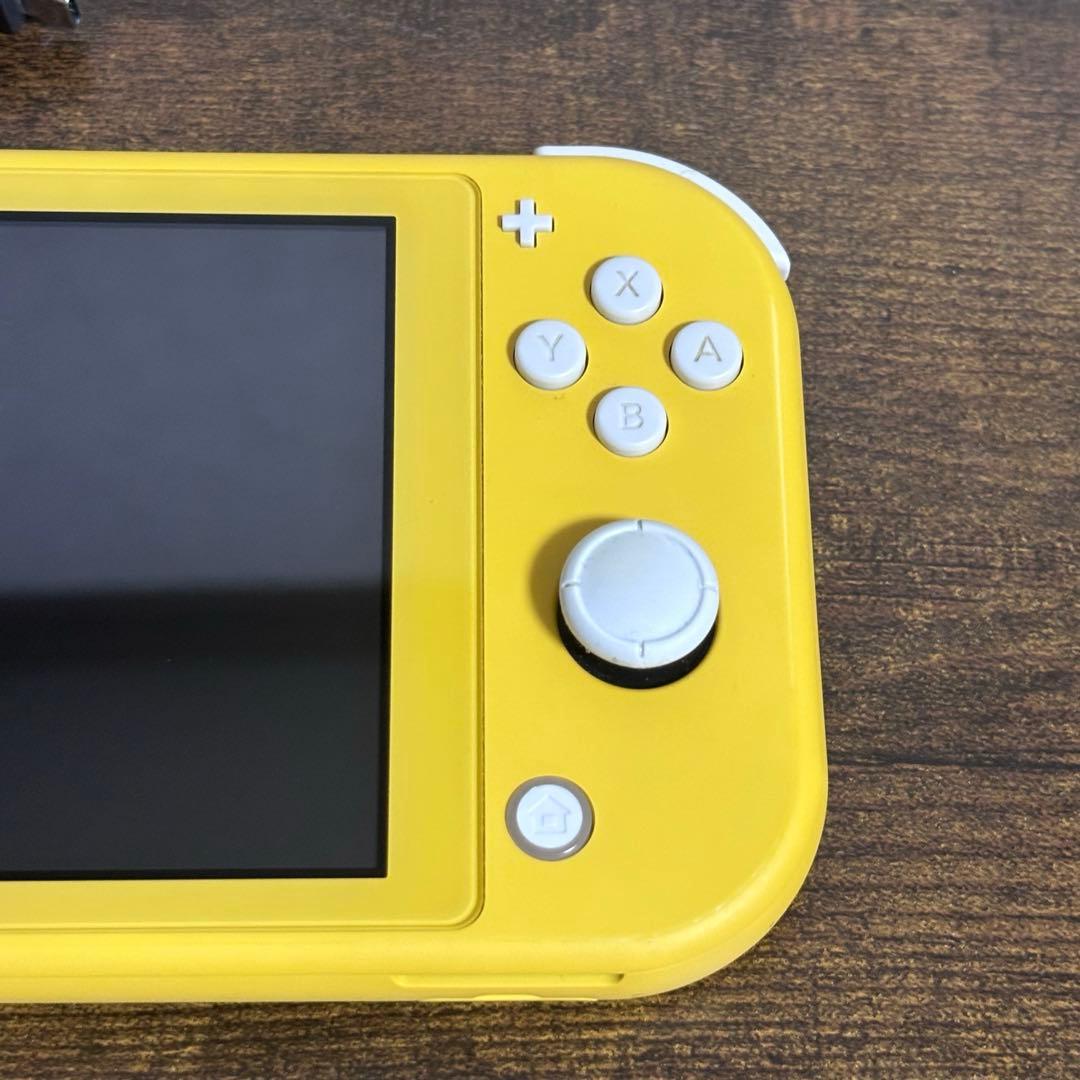 Nintendo Switch Lite イエロー microSDカード付き