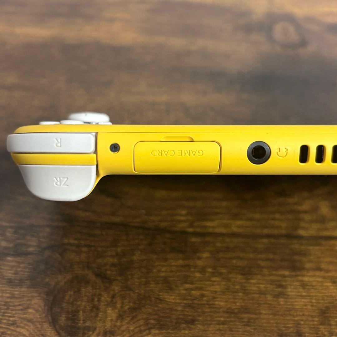 Nintendo Switch Lite イエロー microSDカード付き