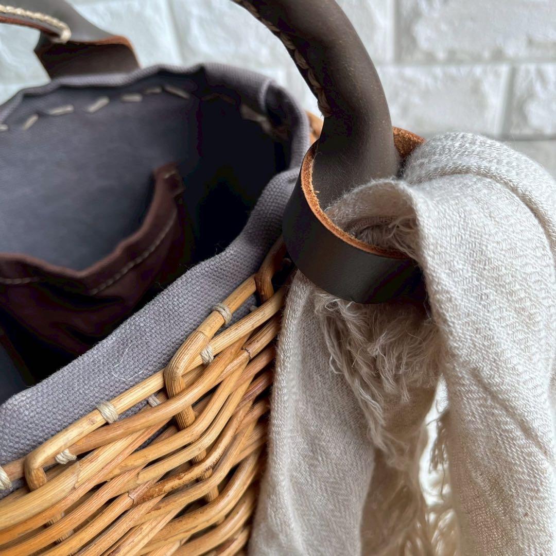 【美品】ebagos エバゴス カゴバッグ 本革×紅藤 被せ付