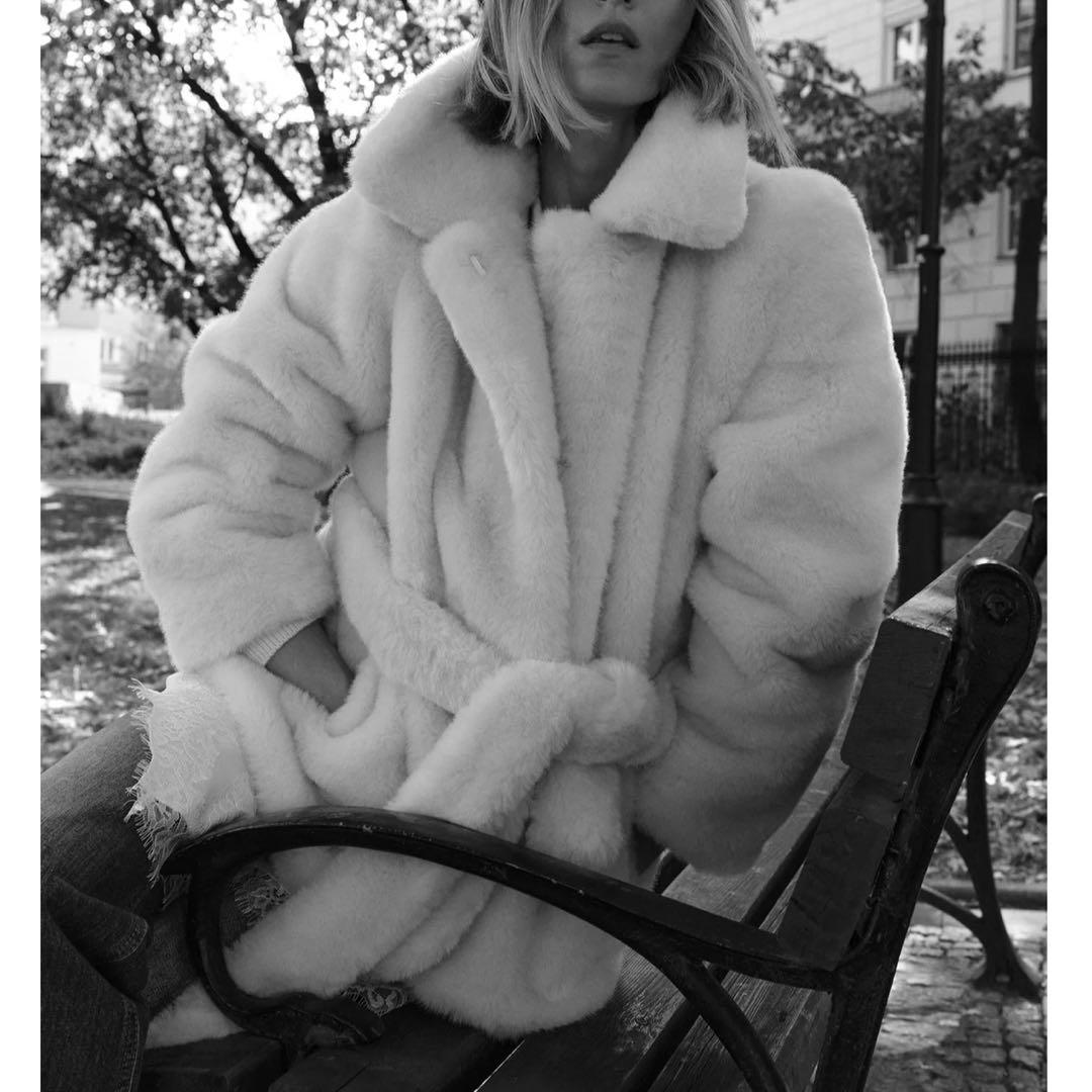 Zara ZW COLLECTION フェイクファーコート ベルト付 エクリュ