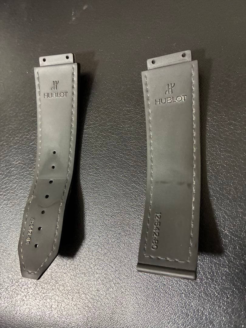 HUBLOT ４２mmの純正ベルト