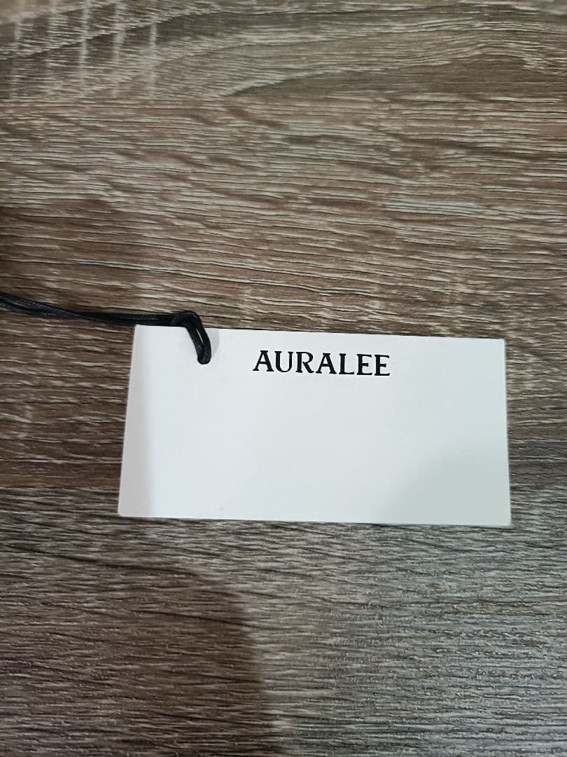 パンツ AURALEE LIGHT WOOL MAXGABARDINE SLACS