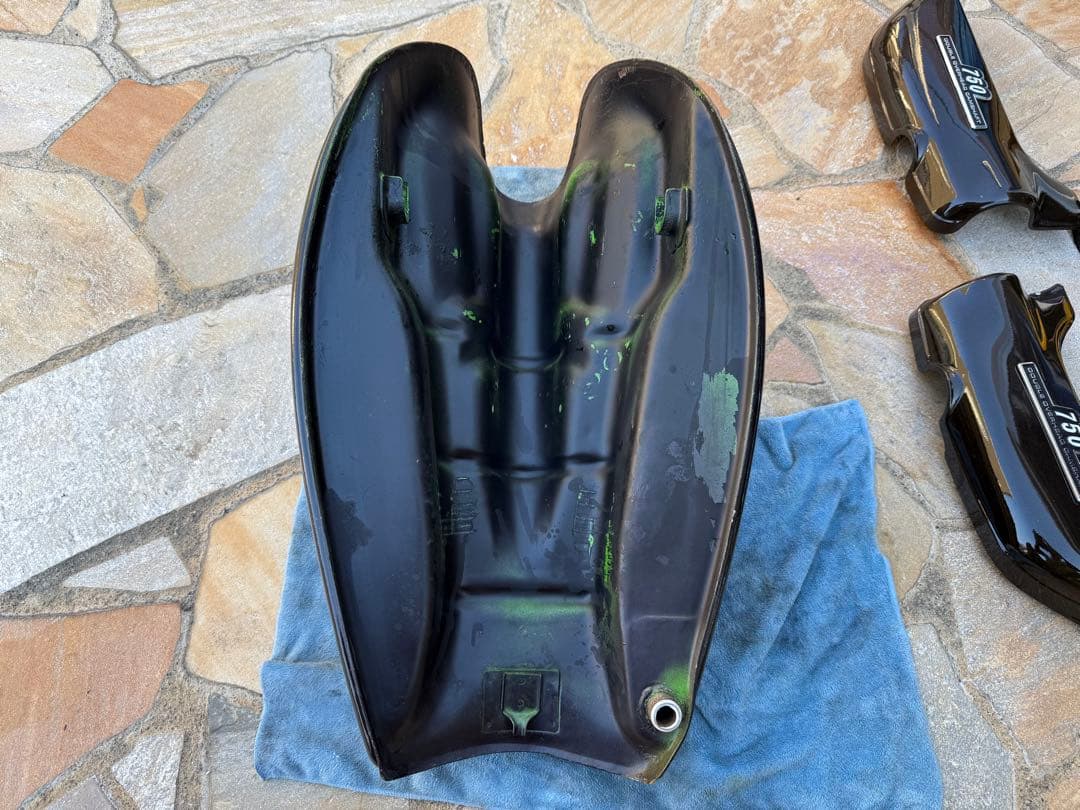 k*p様 KAWASAKI Z1社外外装セット