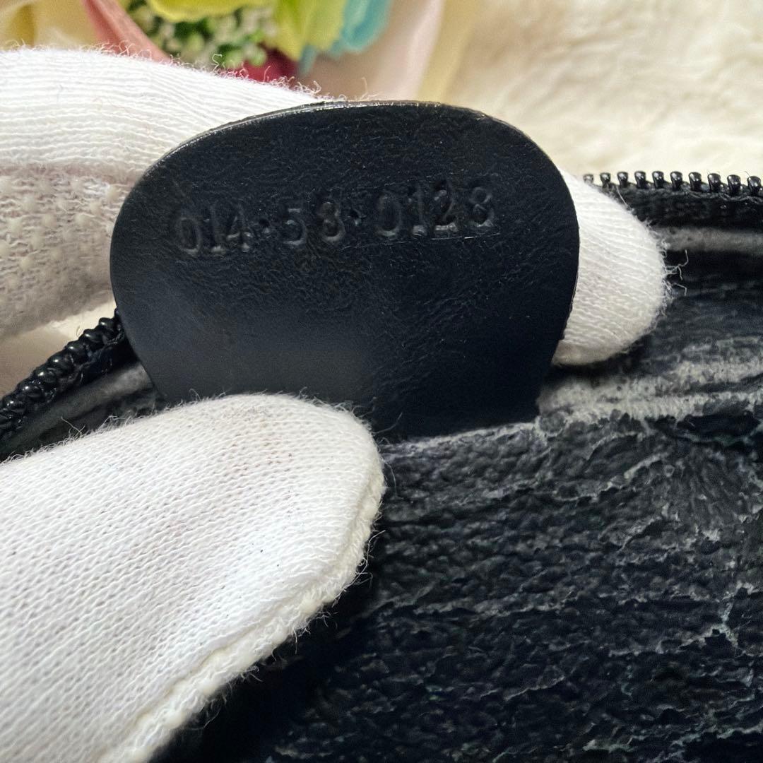 GUCCI グッチ GG柄 マイクロGG ブラック クラッチバック