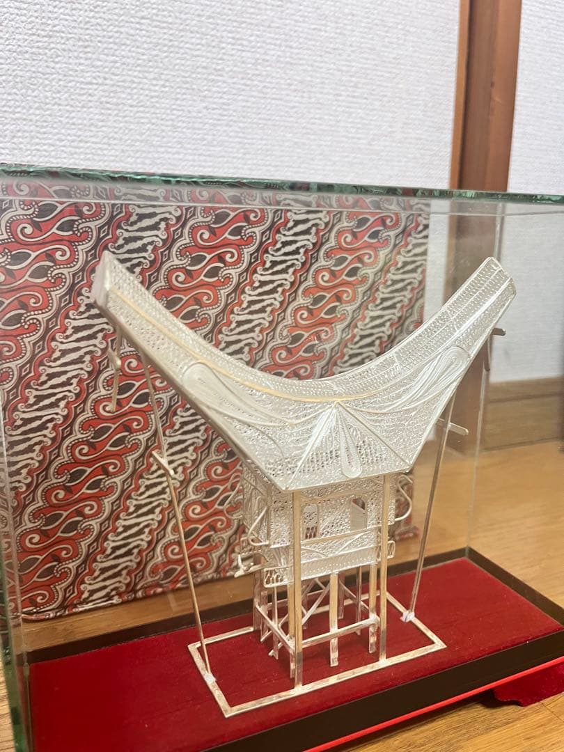 インドネシア シルバー 工芸品 銀細工　ベチャ　トンコナン置物セット