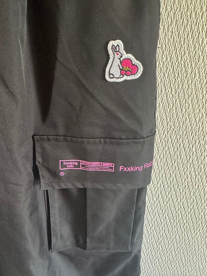 Fxxking Rabbits FR2 梅　ブラックカーゴパンツ