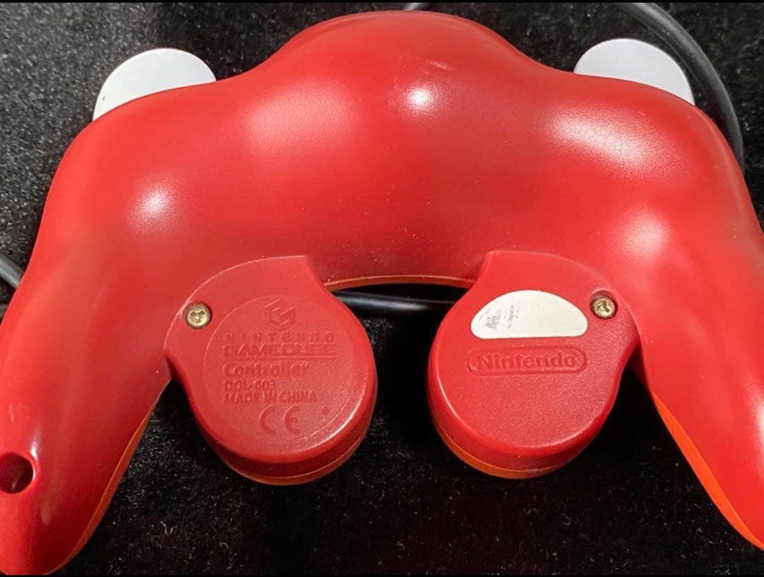 ニンテンドーゲームキューブコントローラー シャア専用ザク