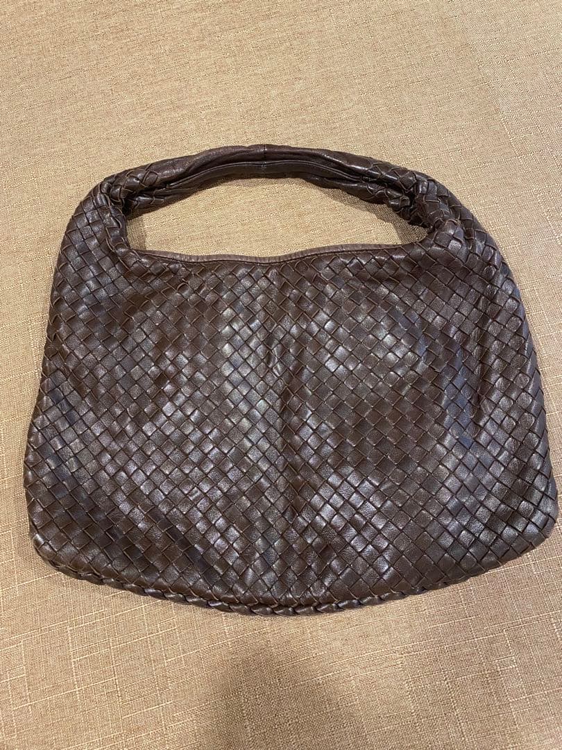 ボッテガヴェネタ イントレチャート ショルダーバッグ