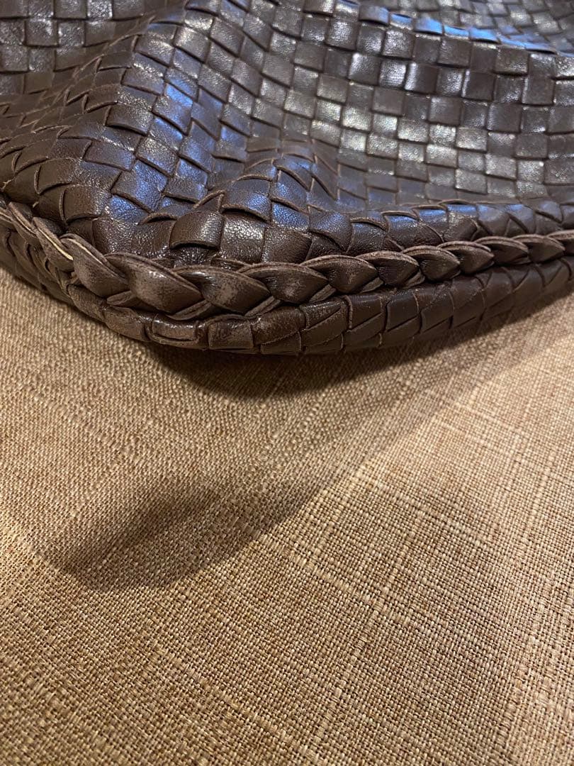 ボッテガヴェネタ イントレチャート ショルダーバッグ