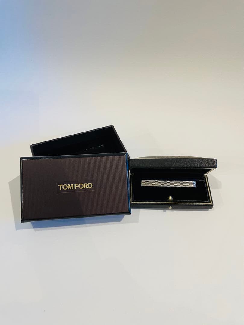 激レアTom Ford ネクタイピン トムフォード 、サングラスカフスレザー財布