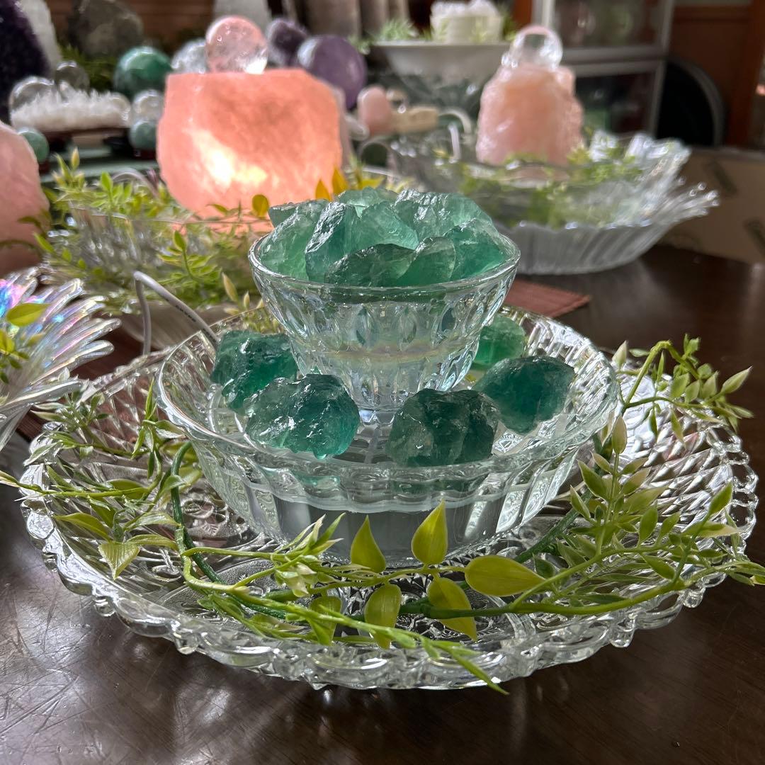 ✨破格✨絶品‼️フローライト⭐︎噴水⭐︎天然石⭐︎ファウンテン⭐︎風水⭐︎癒し⭐︎水流⭐︎秘蔵品