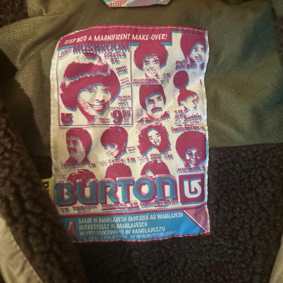 BURTON 迷彩柄 スノーボードジャケット Mサイズ