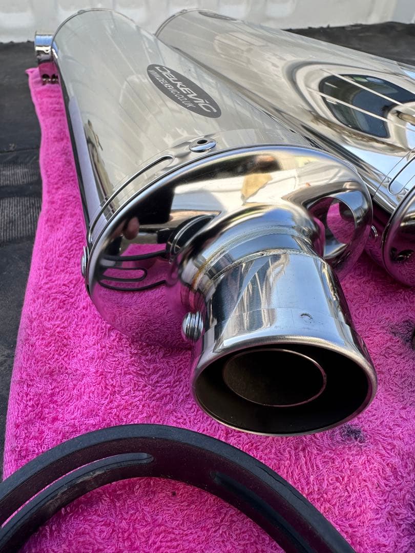 DELKEVIC ZZR1400-ZX14（06〜11モデル）スリップオン