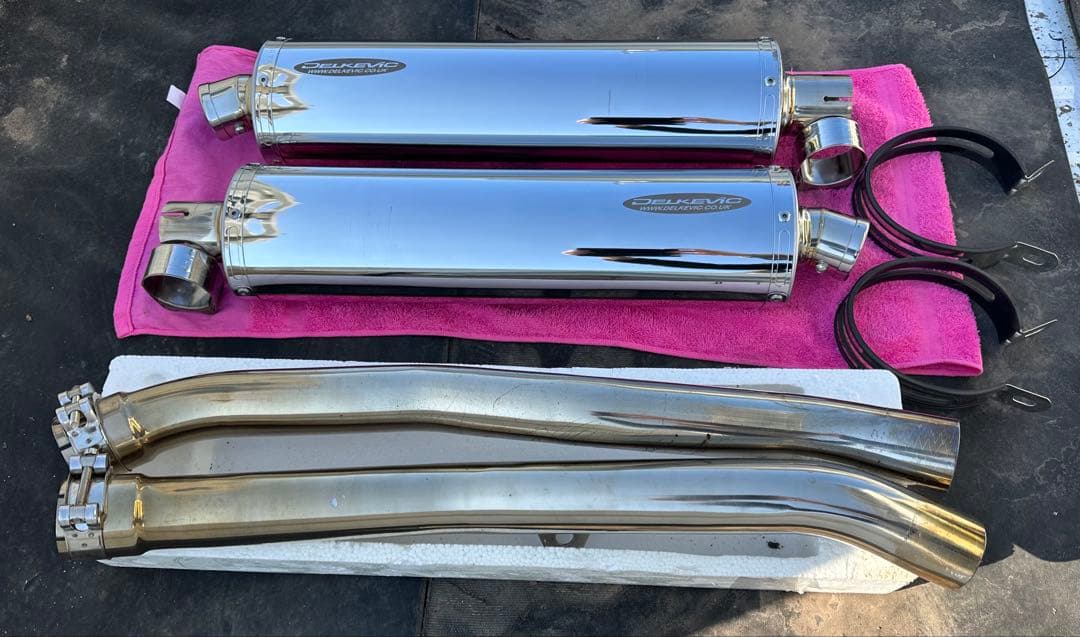 DELKEVIC ZZR1400-ZX14（06〜11モデル）スリップオン