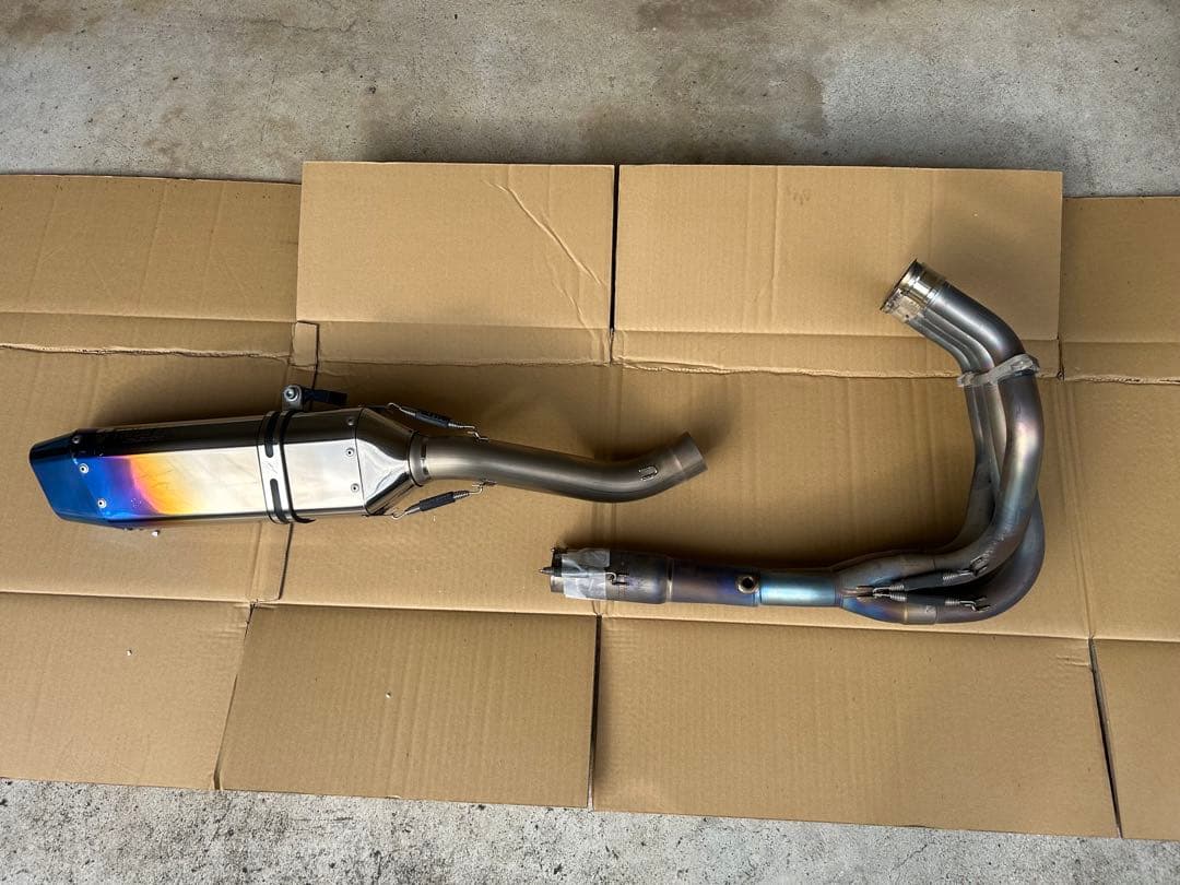 カワサキ　ZX-25R フルエキゾーストマフラー IKAZUCHI 政府認証